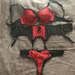 Full Agent Provocateur set